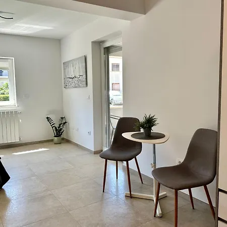 Krizman In A Great Location * Rovinj